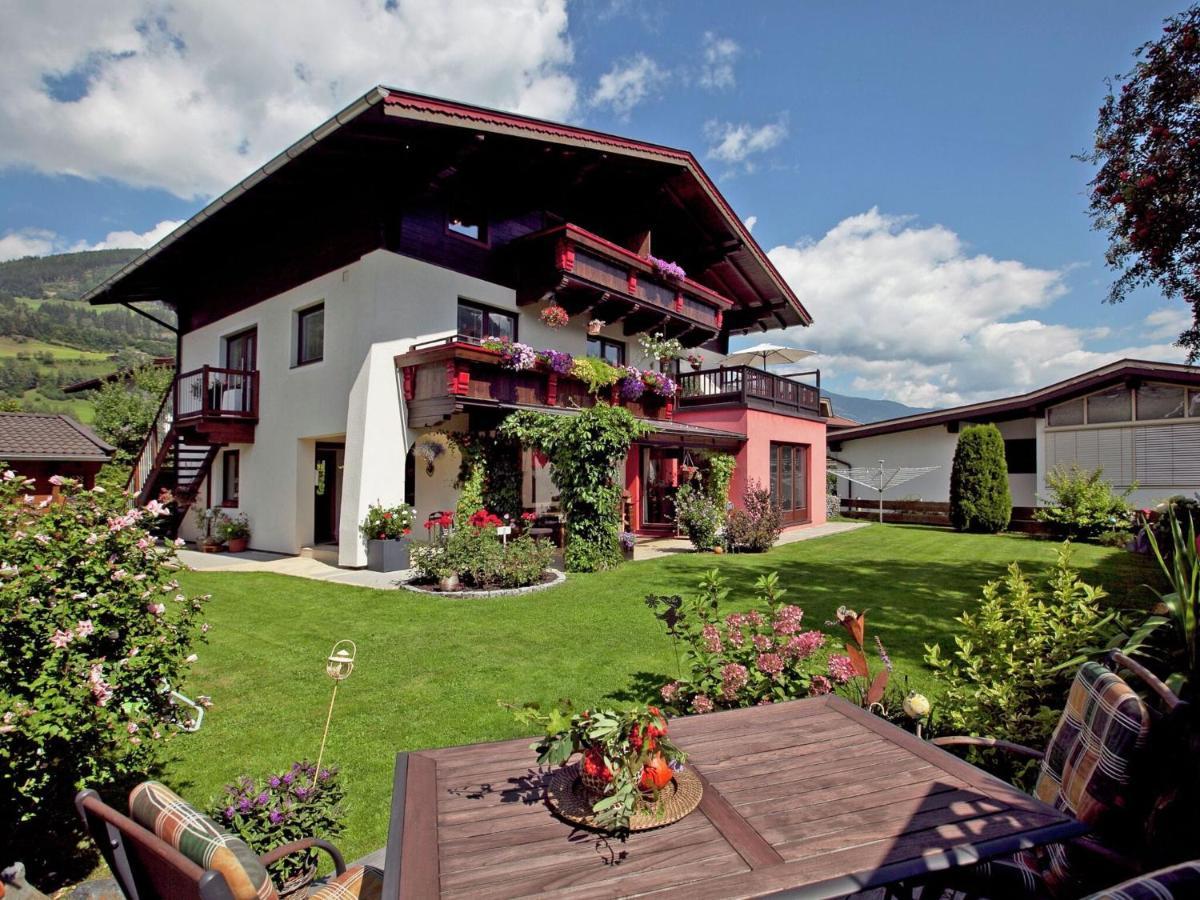 Apartment In Bramberg Am Wildkogel With Balcony Bagian luar foto